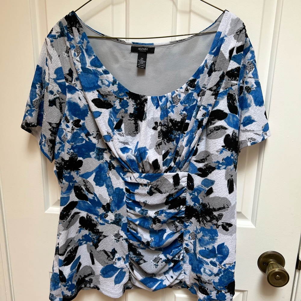 Ladies top